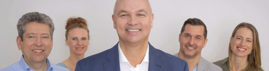 Konflikt-Coaching mit Dipl.-Psych. Ingo Steinke bei COATRAIN® Dipl.-Psych. Ingo Steinke im Austausch im Rahmen eines Konflikt-Coachings bei COATRAIN® in Hamburg